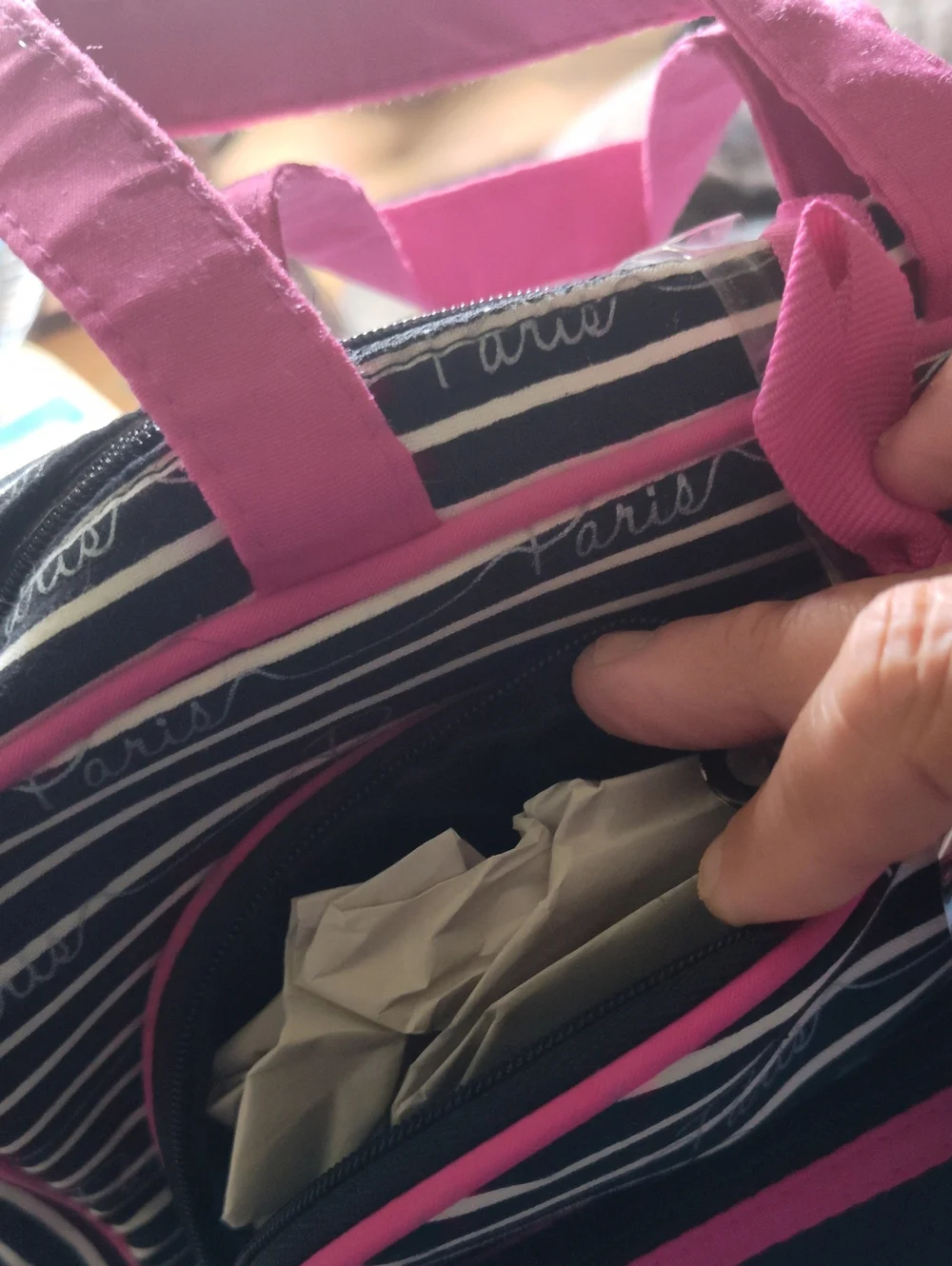 Black and Hot Pink 'J'adore Paris' Women's Cosmetic Bag Set